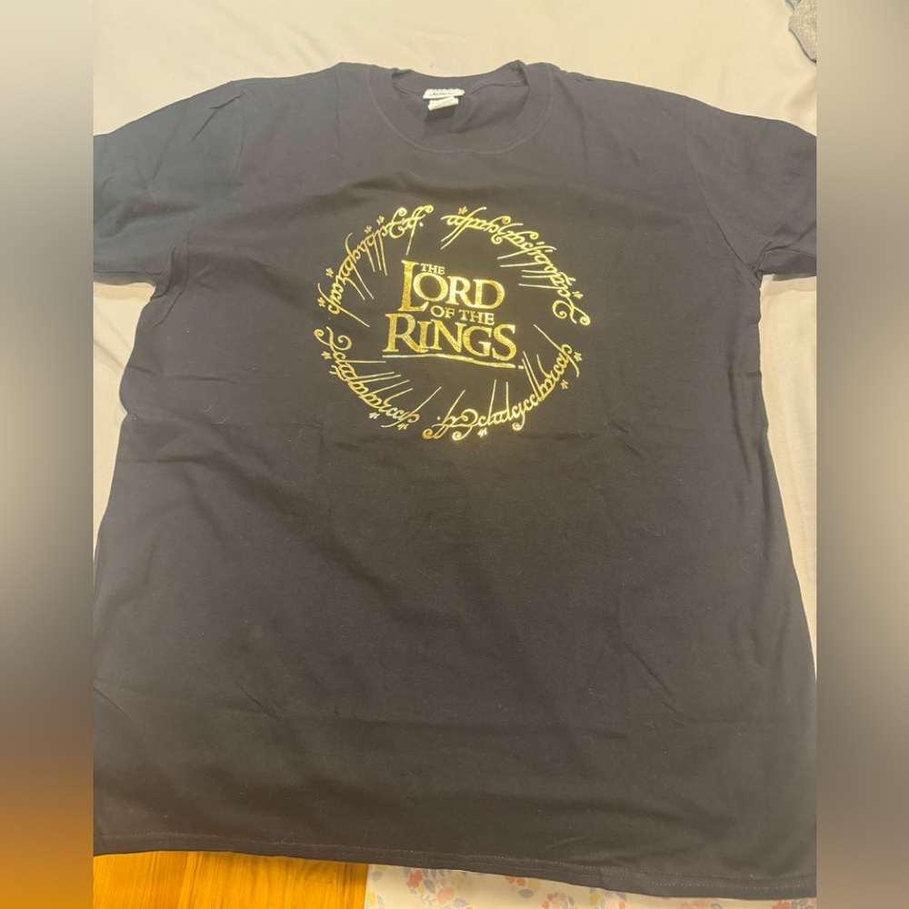 Cool NWOT tee